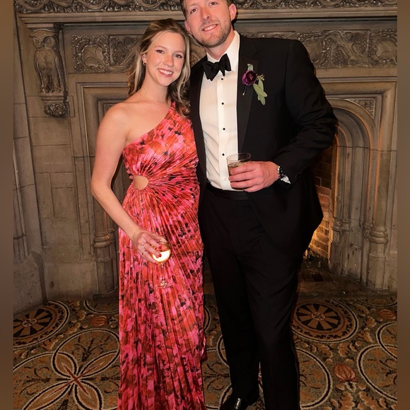 Hello Molly One Shoulder Pink Floral Dress - Picture 4 of 4